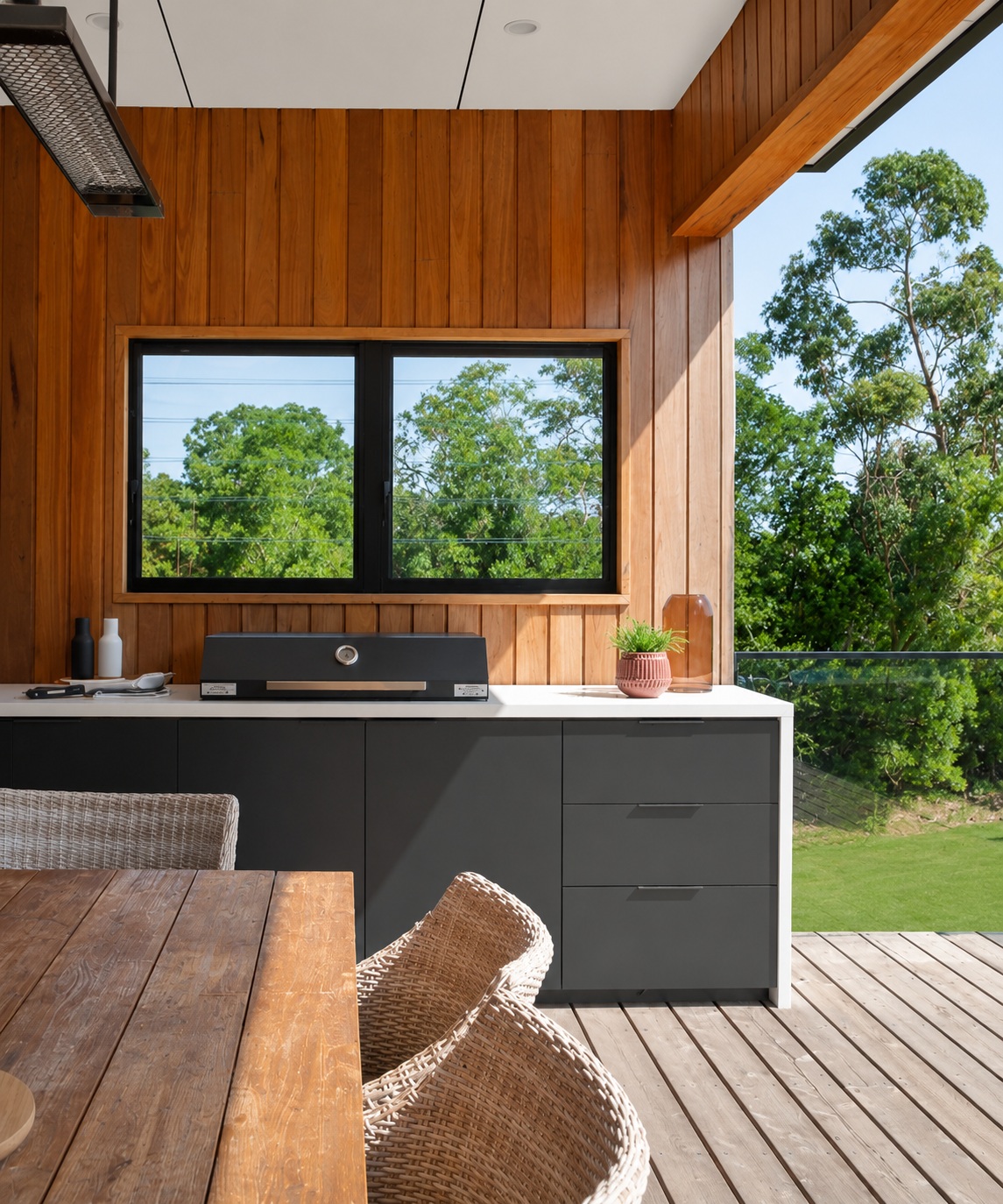 One stop service for home design and decoration